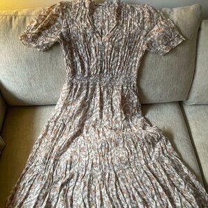 Chic Floral Maxi Dress in Cream and Brown